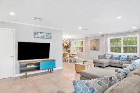 12c3db5e 3bef 4bd8 a4aa 210f9ec4636a