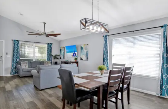 438756cf a4c4 4110 bdb3 e31d2a7d3845