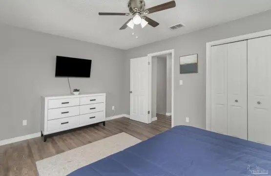 7e9df967 f65b 417f 945d 2f609da01aaa