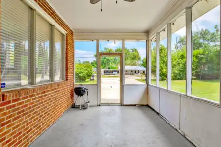 f7903eba 0976 4831 8c13 bd2350afba3d