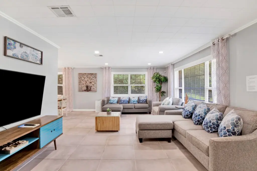 fbee92dc e33b 4632 b003 cee55e4f92bb