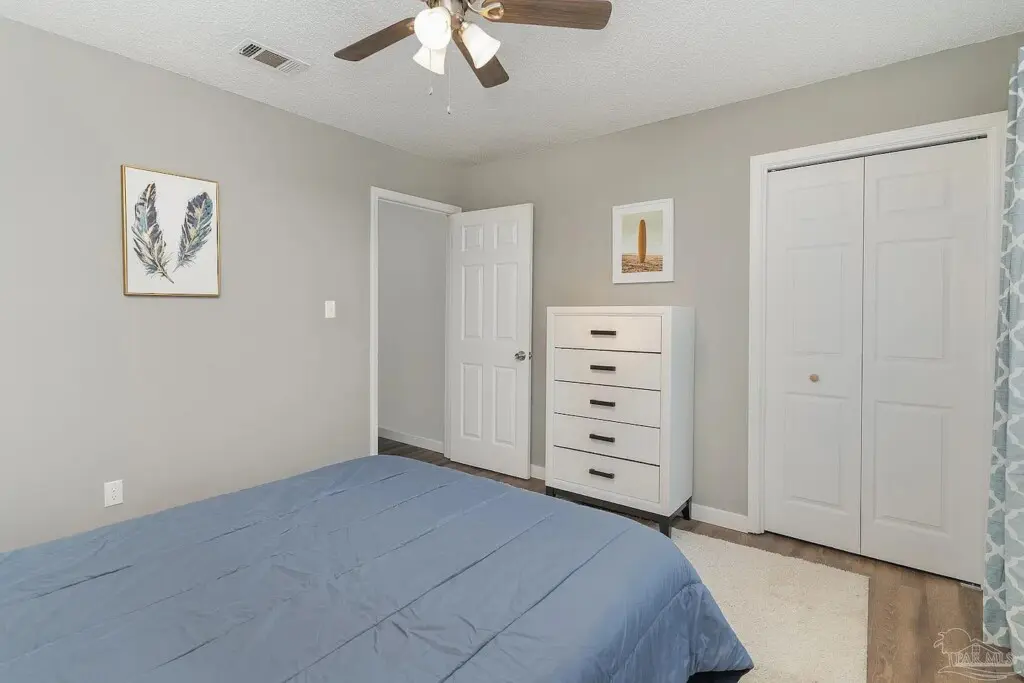 fe06a33f 2f80 445f ae3a 0146de7a0239