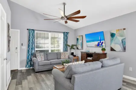 0926e23f bd3e 46d4 912d d9dbccbf1c64