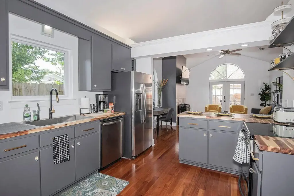 15cbfcdb b554 47d4 885e 121457e5c6c1