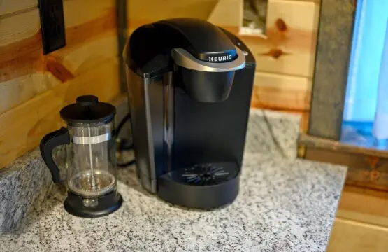 19c6a9ed e3d3 4c7b 88c2 c806cebc7cad