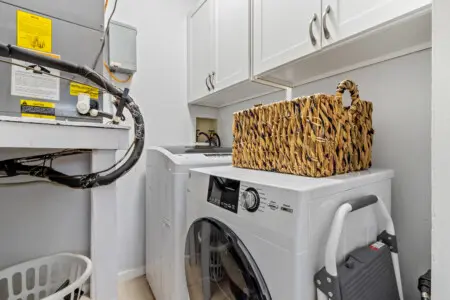 3798992e 634d 42dd 9d82 4c652a1591a8