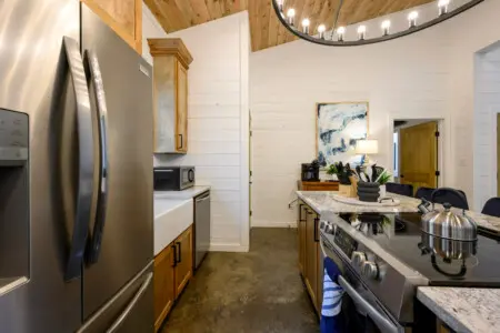 40ee0164 4919 4303 bf38 a8b2be95c7a8