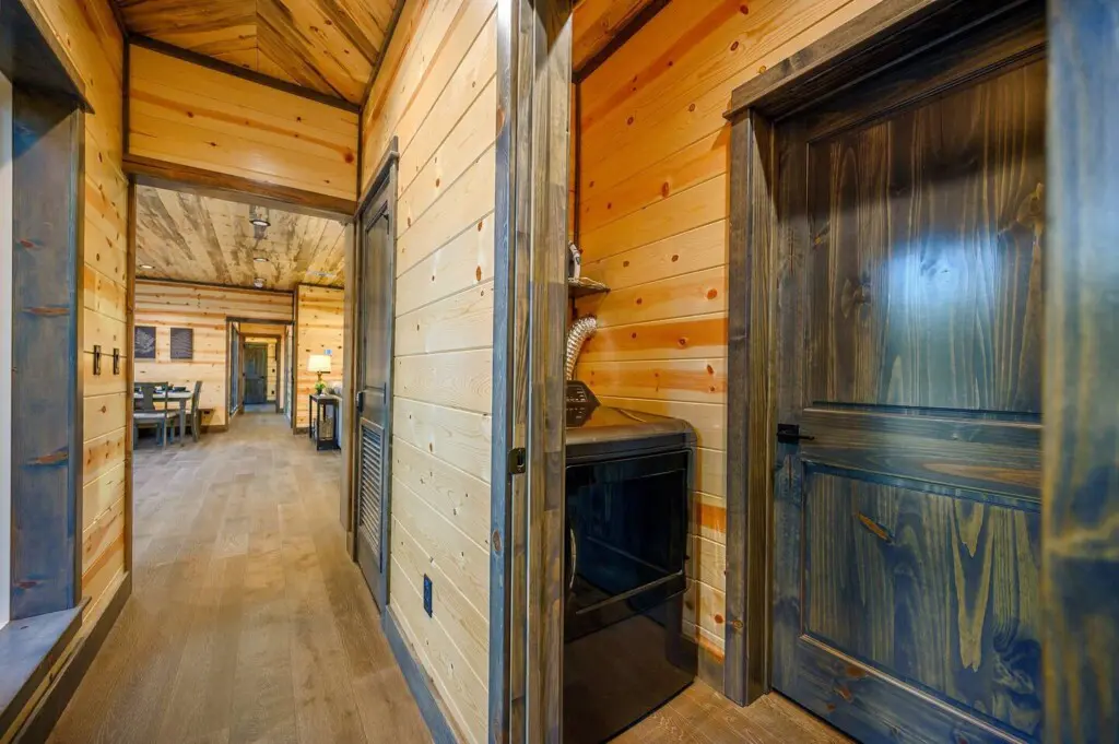 55bdc48a de9c 4076 8510 697d3c7c3516