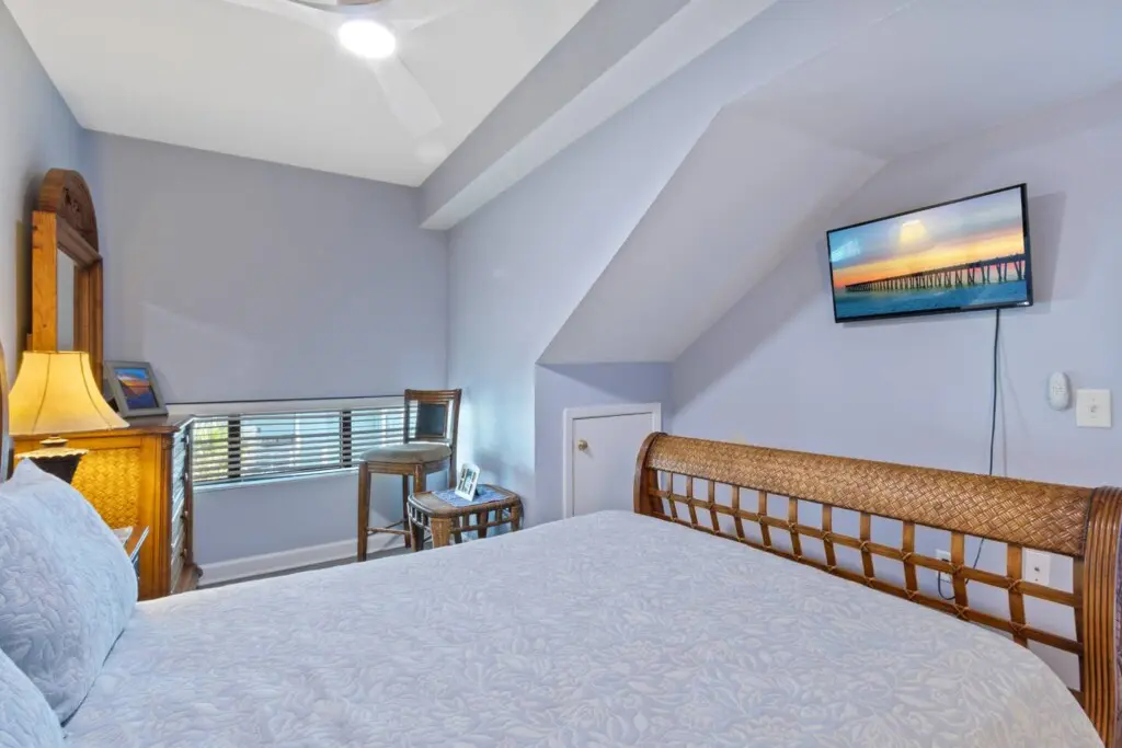 5c57ff28 2a33 42ed badb cc8d1e58a2e3