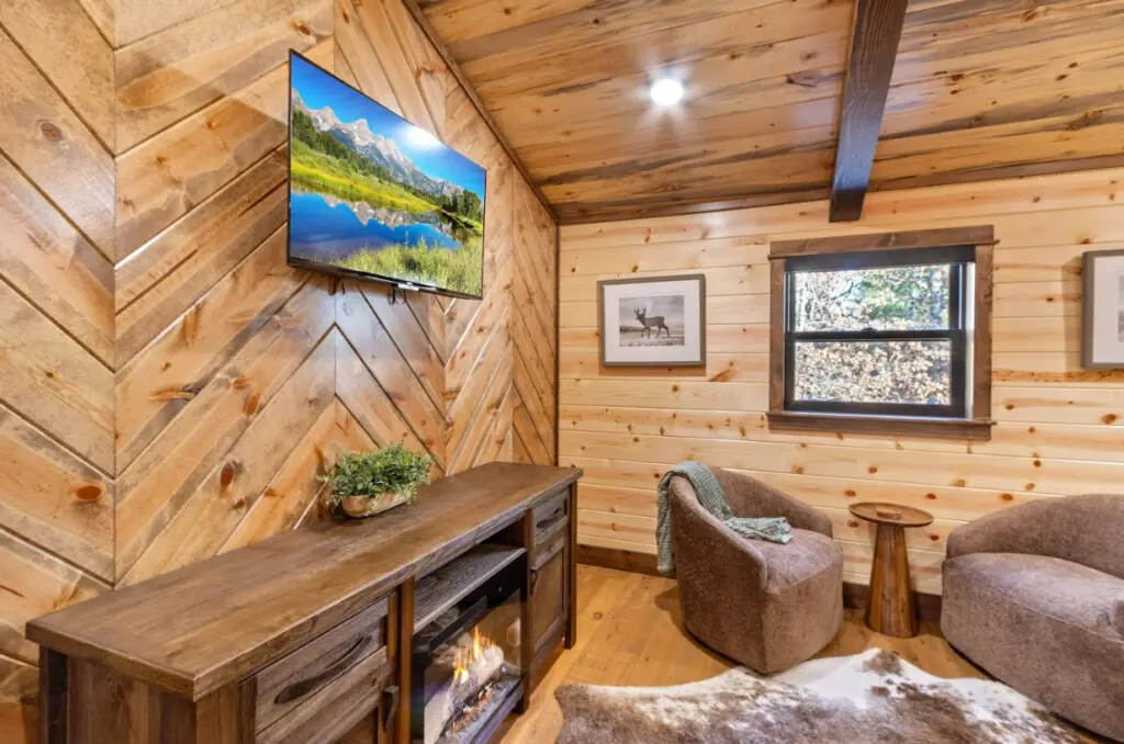 5faf224c d166 4d35 9b96 2e053774dfc1