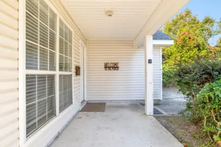 6042d64d 5c6f 4109 a695 3b7af7bf92e4