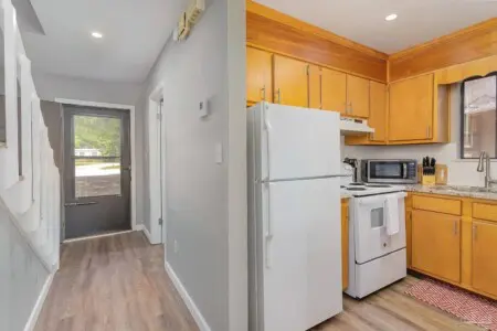 64fe16c3 2221 40db b5a2 844512e98d43