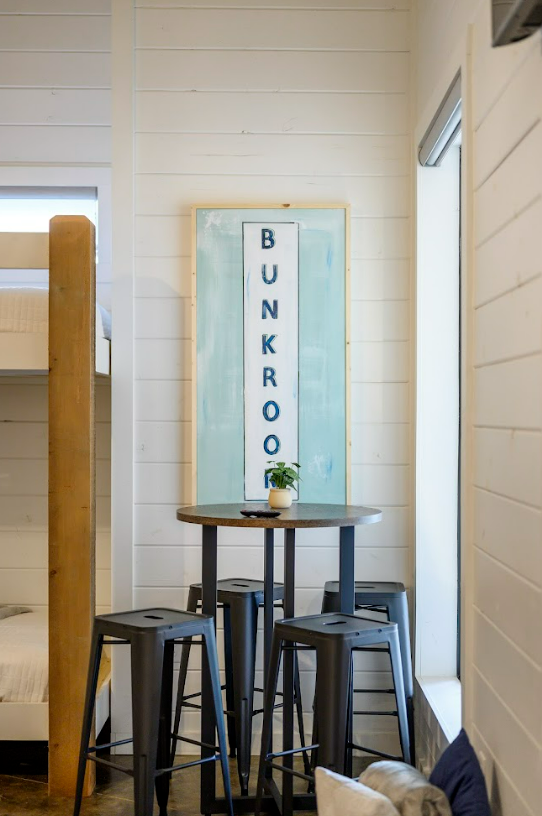 69a9a4ae d50a 4795 9414 16bebb0c8056