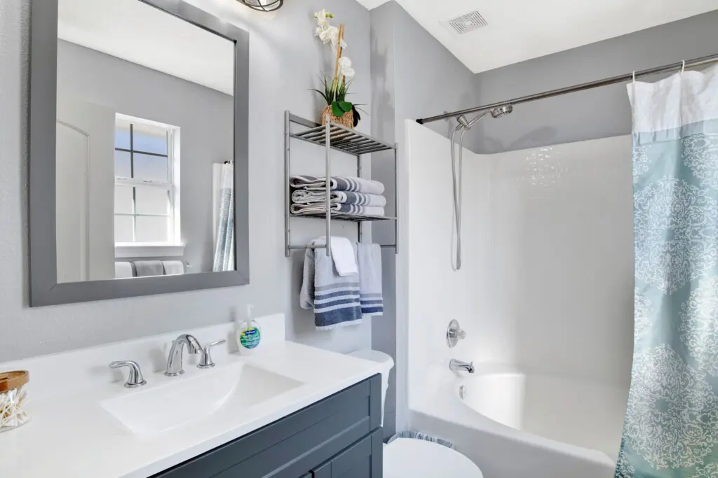 72ecb89d f949 49e4 8075 016ce9594bc4