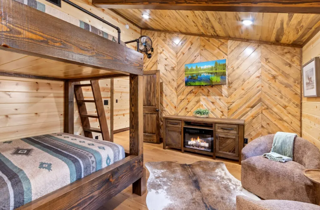 739283e4 d7a0 4d61 9c60 f96ccf49b388