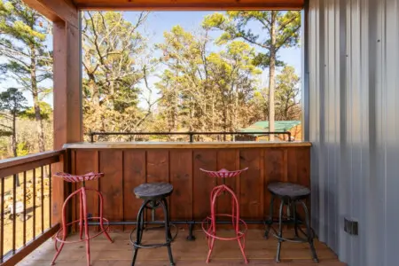 78d27eec d107 4d72 8e80 7f549c5777b3