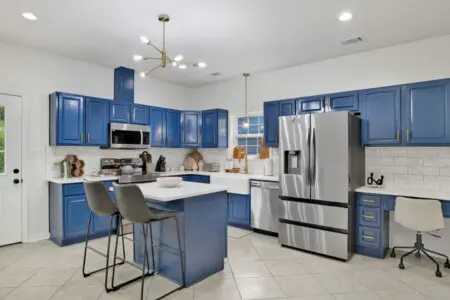 8ae46e76 f78e 4aa3 a36f ffe3068210b5