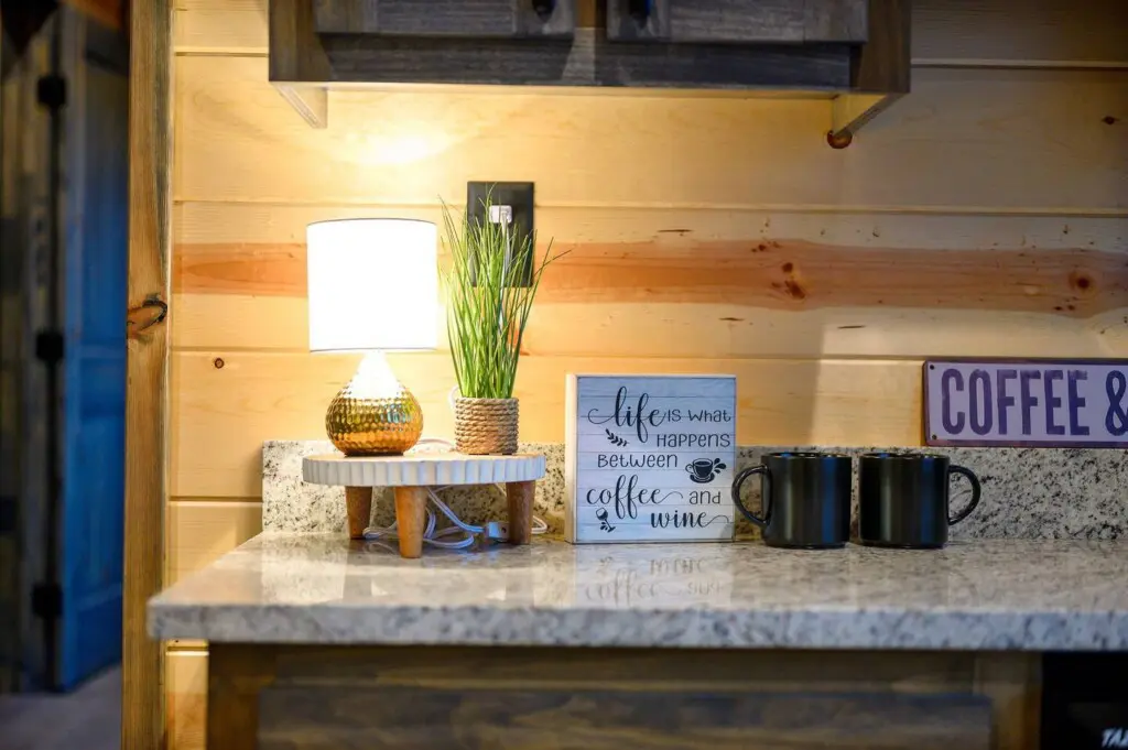 8e273cde 2425 4baa 9d22 5c675357ee12