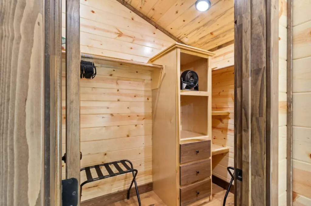 9026c395 8aa9 4eb9 9ec7 f0c3e986c5c6