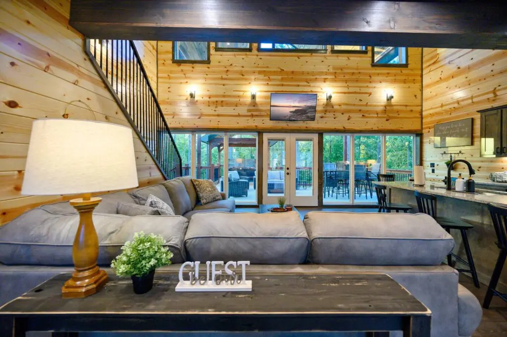 a3545178 0071 4ebf 8b68 43e70f37de04