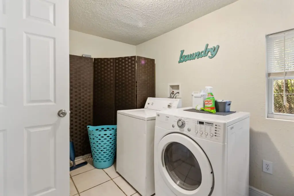 b135cb33 464c 4eea b172 9341b7d762c2