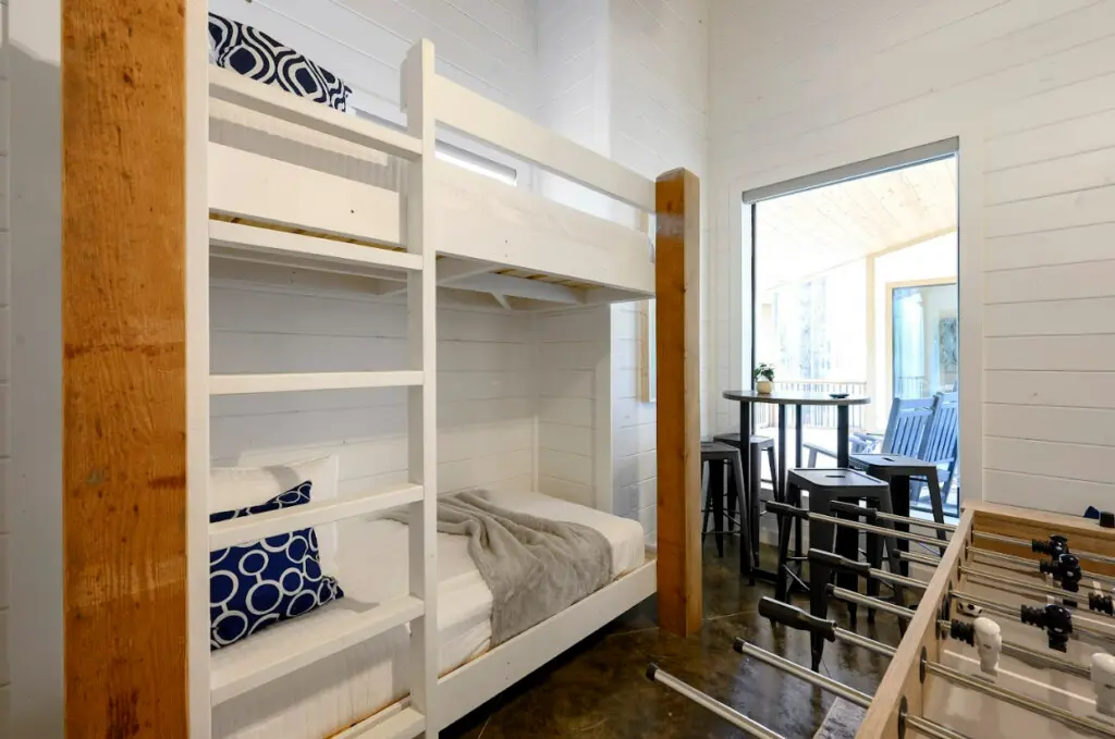 bd6b541f f2fb 4036 b99c 75e5471f90ef