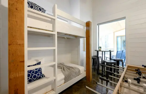 bd6b541f f2fb 4036 b99c 75e5471f90ef