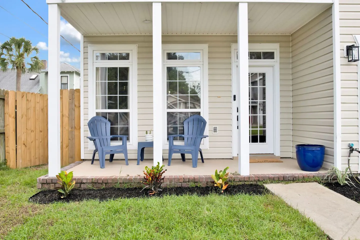 c760f10b 7109 42c1 8873 8e2f38e820e0