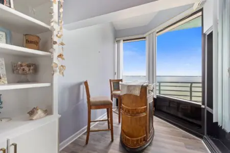 d5c70a44 b2ab 4ee9 9ef2 c2e3dc7173f1