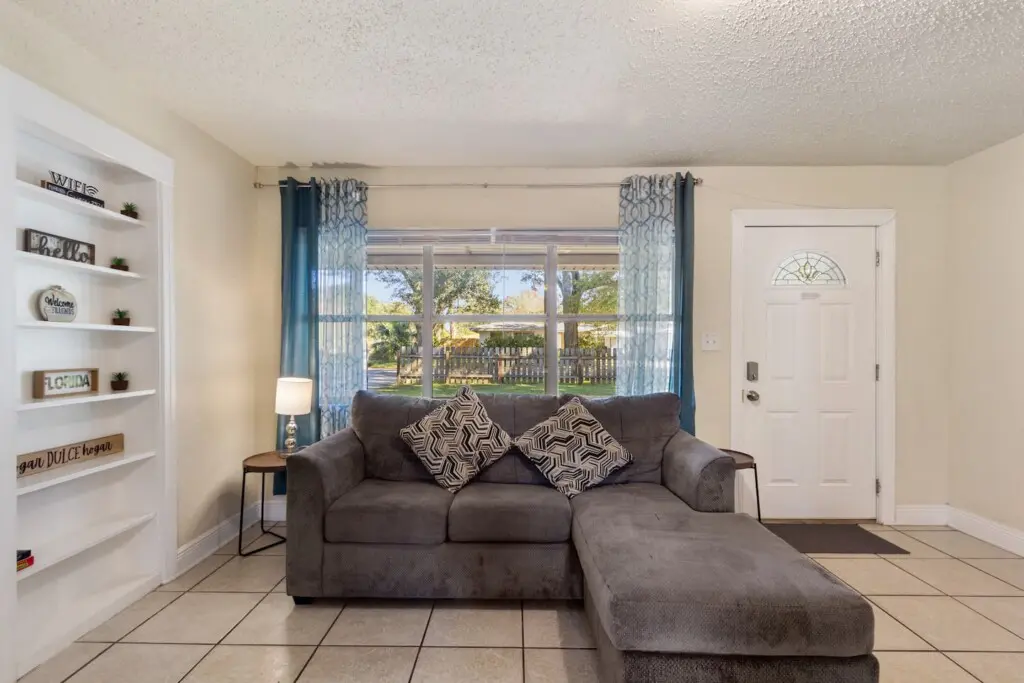 d763f128 e726 4d23 9585 a98778bd1796