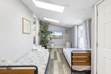 d9cc7f71 4ccb 48be 8598 3dfe3b6b437f