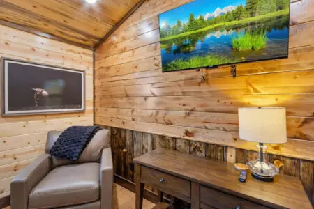 dc570051 4b08 449a ad34 71a697525d32