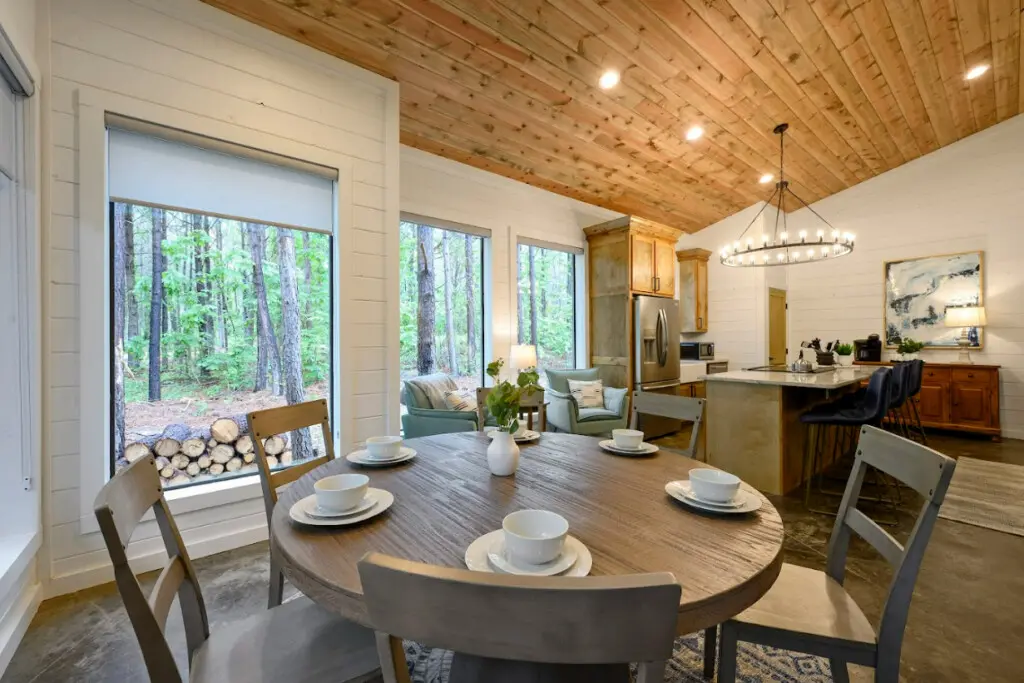 ddab50b8 0808 4921 8a27 a2cbd5c6bc72