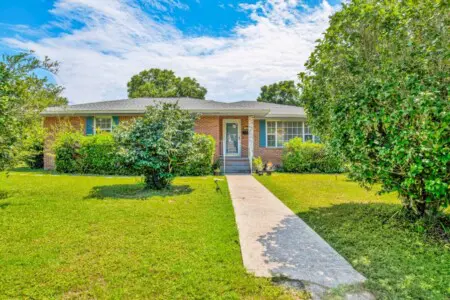 f66945dd 1d8d 4328 96c1 b39151fd7cad