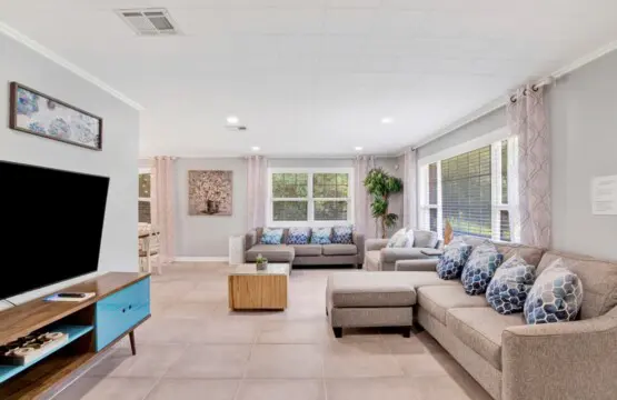 fbee92dc e33b 4632 b003 cee55e4f92bb