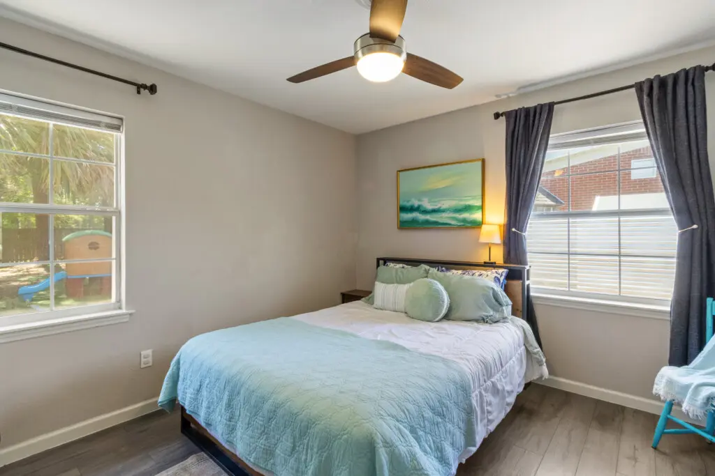 7a06047f 3ebd 4e24 8718 b4bae93d1434