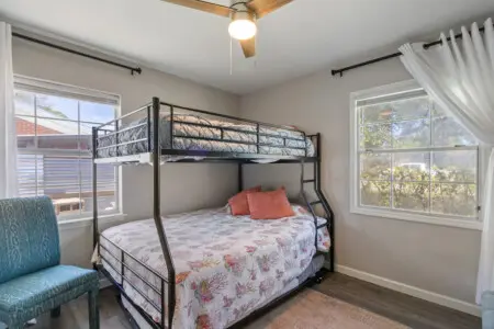 d1aa87e9 d860 4450 8fbb 835e2e92b8a5