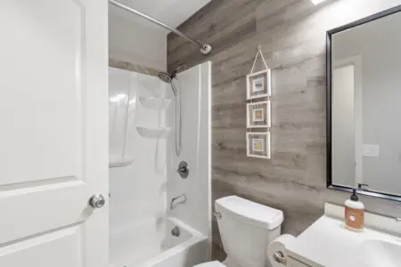 e19960ac ff9c 46c7 bf3f f7068589859b